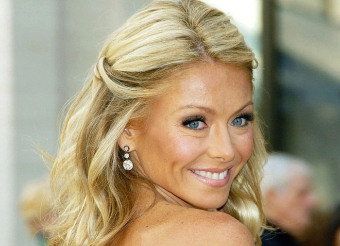 Kelly Ripa Net Worth Overview